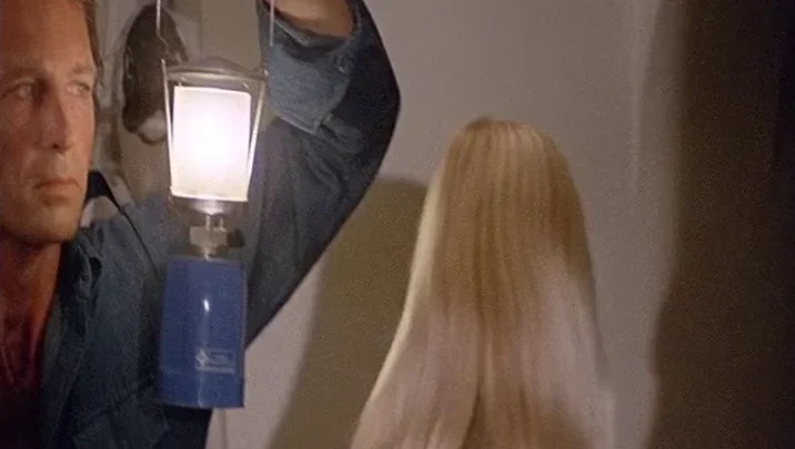 Nove ospiti per un delitto