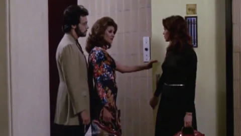 Amadas e Violentadas (1975) (HDTVRip)