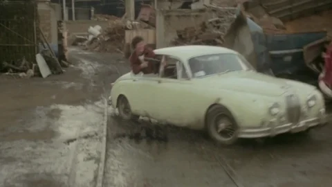 Liberi armati pericolosi (1976)