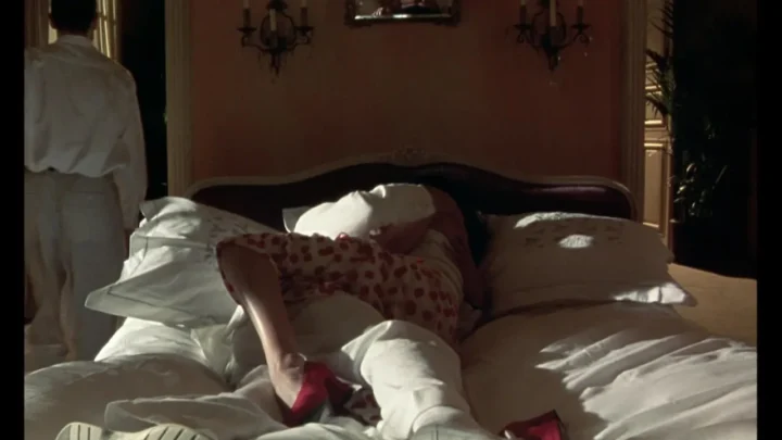 8 ½ Women (1999)