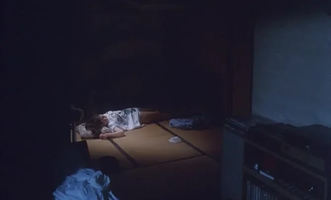 Mizu no nai puuru (1982)