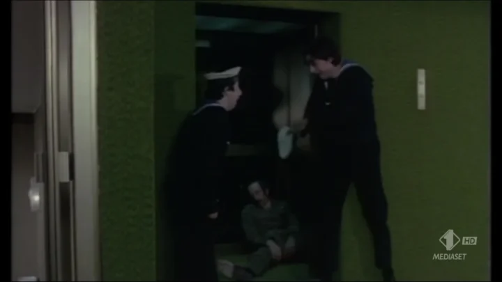 La dottoressa preferisce i marinai (1981)