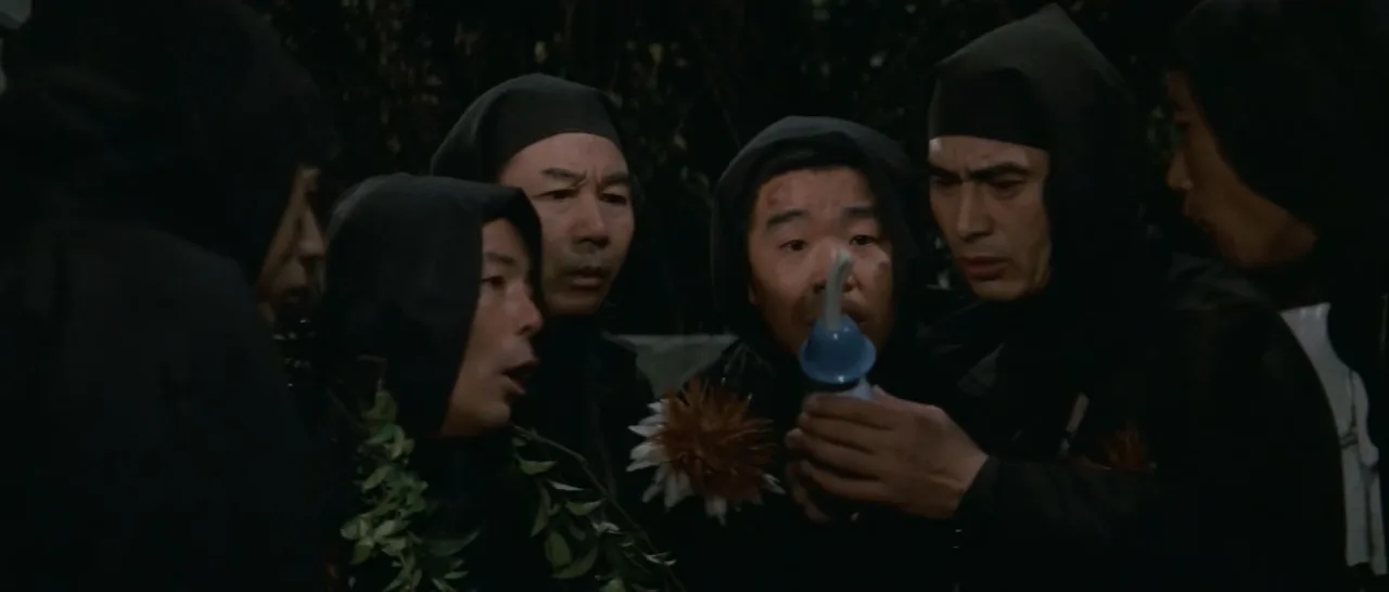 Kigeki sex kôbô-sen (1972)
