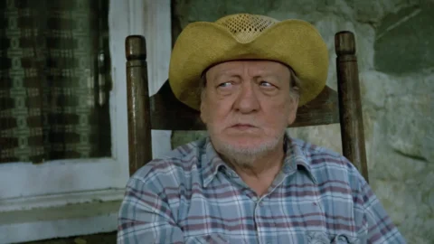 Auntie Lee’s Meat Pies (1992)