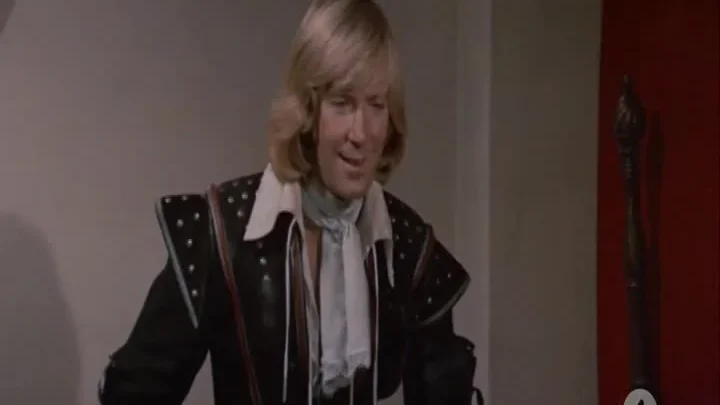 Da Scaramouche or se vuoi l’assoluzione baciar devi sto… cordone! (1973)