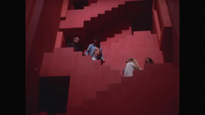 La comtesse perverse (1974) (FullHDRip)