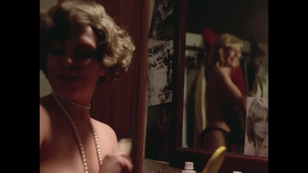 Opalo de fuego: Mercaderes del sexo (1980)  (FullHDRip)