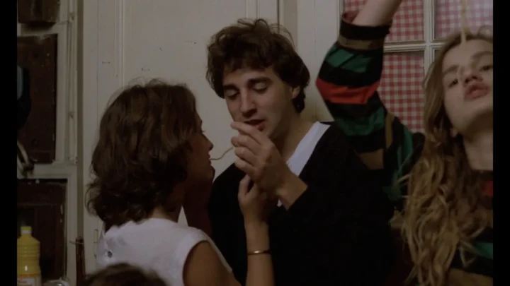 À nos amours (1983)  (FullHDRip)