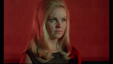 Vampyros Lesbos (1971) (FullHDRip)