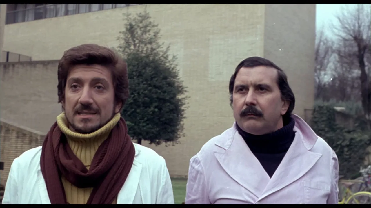 Conviene Far Bene L’amore (1975)  (FullHDRip)
