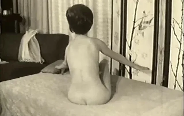Classic Striptease and Glamour Films 17 (1989)