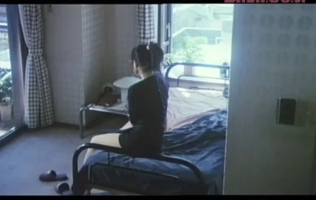 Buchō no aijin: Pinku no sutokkingu (1986)