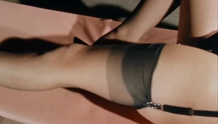 Kiss Me Quick (1964)