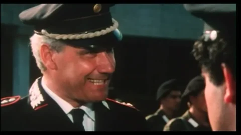 Carabinieri si nasce (1985)
