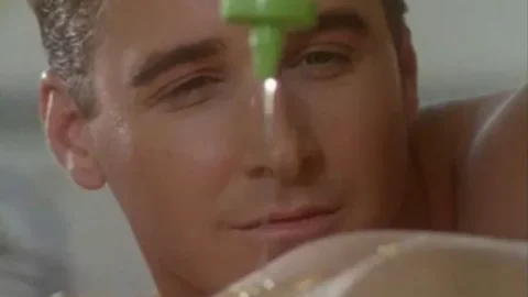 Hot Line – Season 2 Episode 8: Sexual Chemistry (1996)