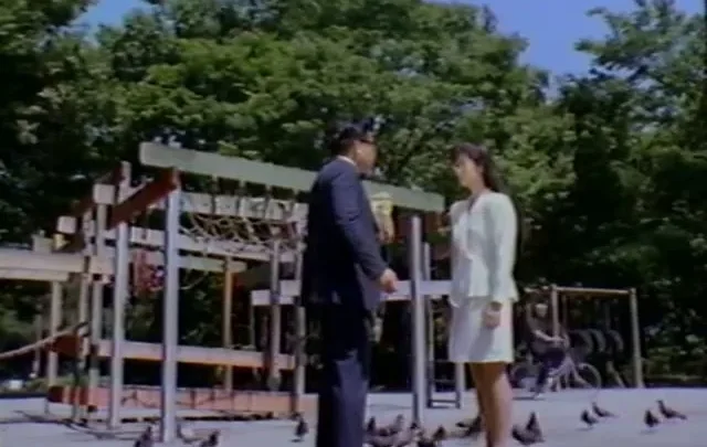 Chikan densha: Oshiri o futte onedari (1988)